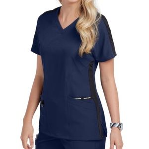 Sketchers 3 Pocket Raglan Knit V-Neck Scrub Top